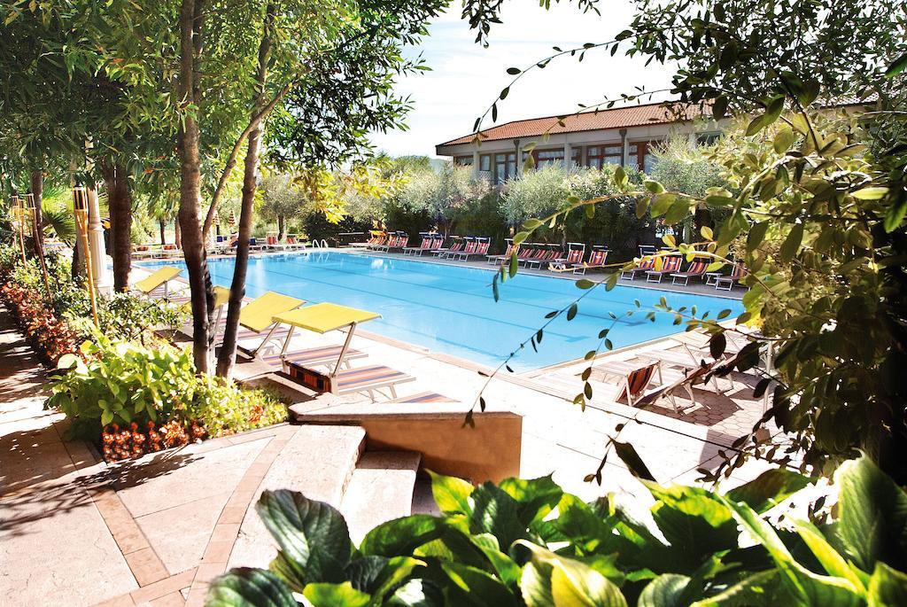 Sporthotel Olimpo การ์ดา ภายนอก รูปภาพ